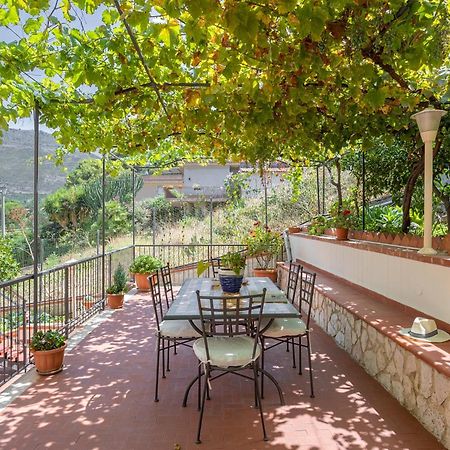 Villa Salvatore Capaci Eksteriør billede
