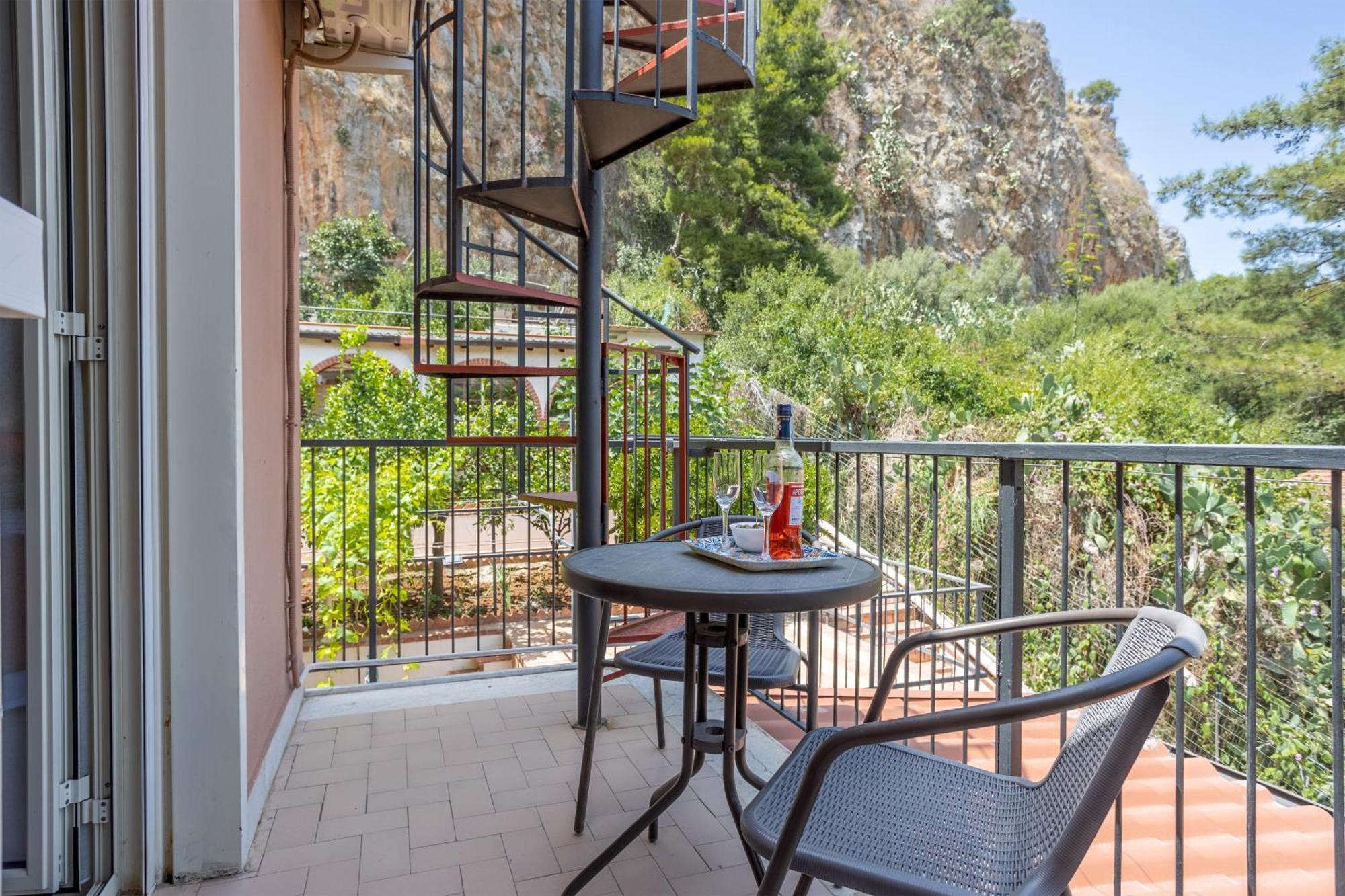 Villa Salvatore Capaci Eksteriør billede